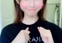 萌妹小姐姐的视频大全,青春活力，笑点满满，尽在这一刻