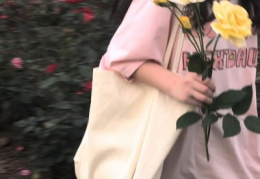 头像高清女清新自然,展现独特魅力风采”